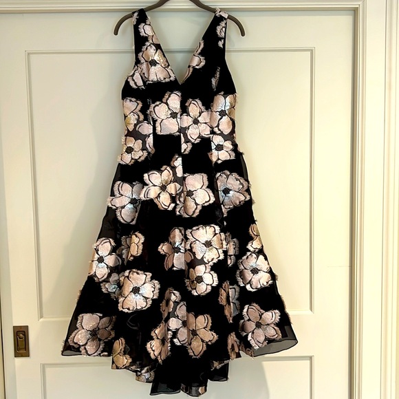 Lela Rose, size 8, black/white/silver evening dress - Picture 1 of 5